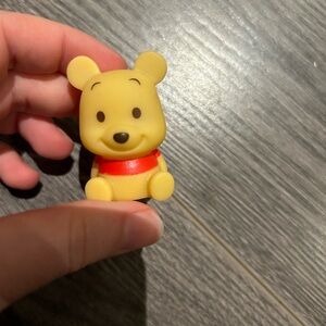 Sitting winnie the pooh